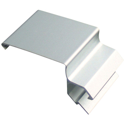 Gap-Concealing Bracket for Rect 30 Type