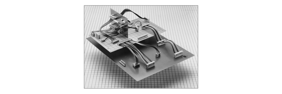 Wide variation of circuit board mounting directions, contact configurations and contact platings are available