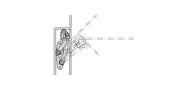 Operation example (Wide opening angle allows for smooth loading and unloading.)