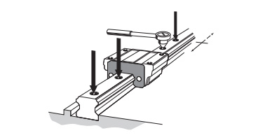 Fig. 10 Final tightening of mounting bolts